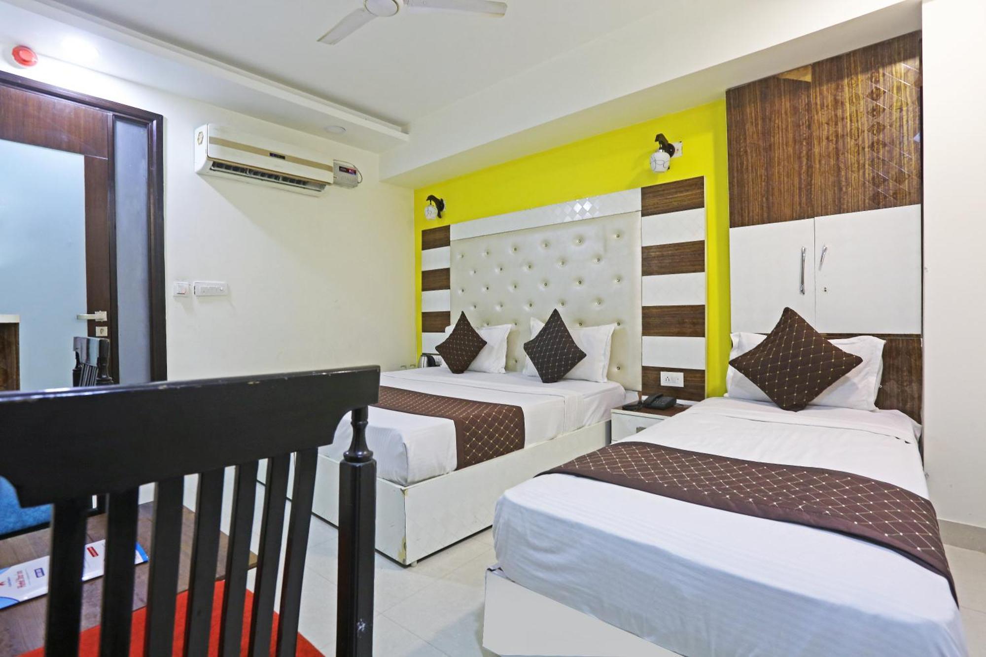 Hotel Star Inn-Near Delhi Airport New Delhi Exterior photo