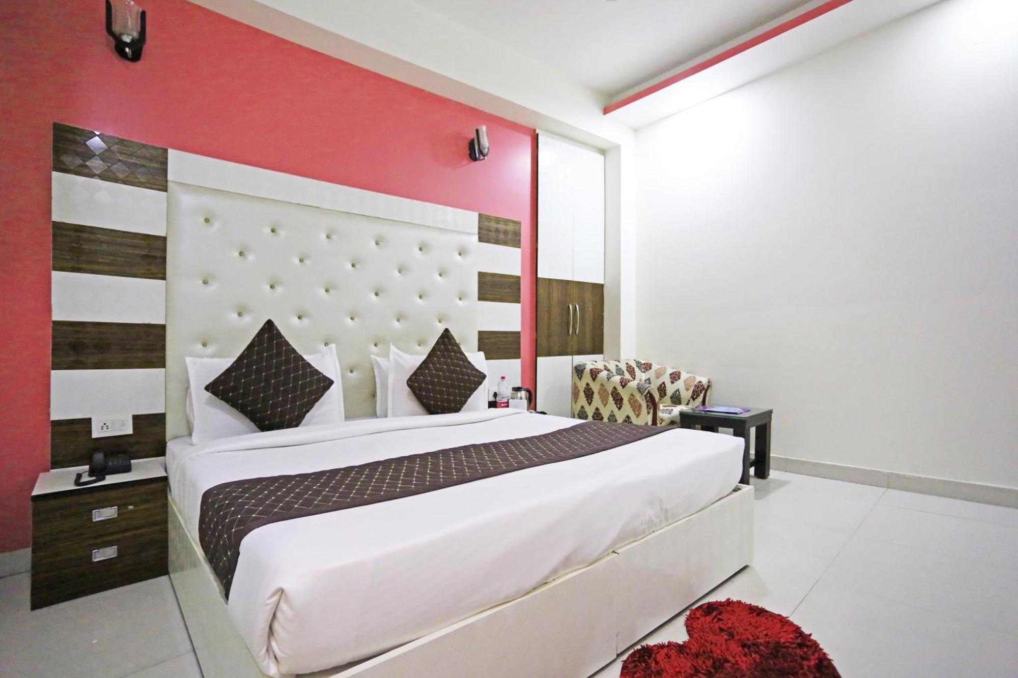 Hotel Star Inn-Near Delhi Airport New Delhi Exterior photo