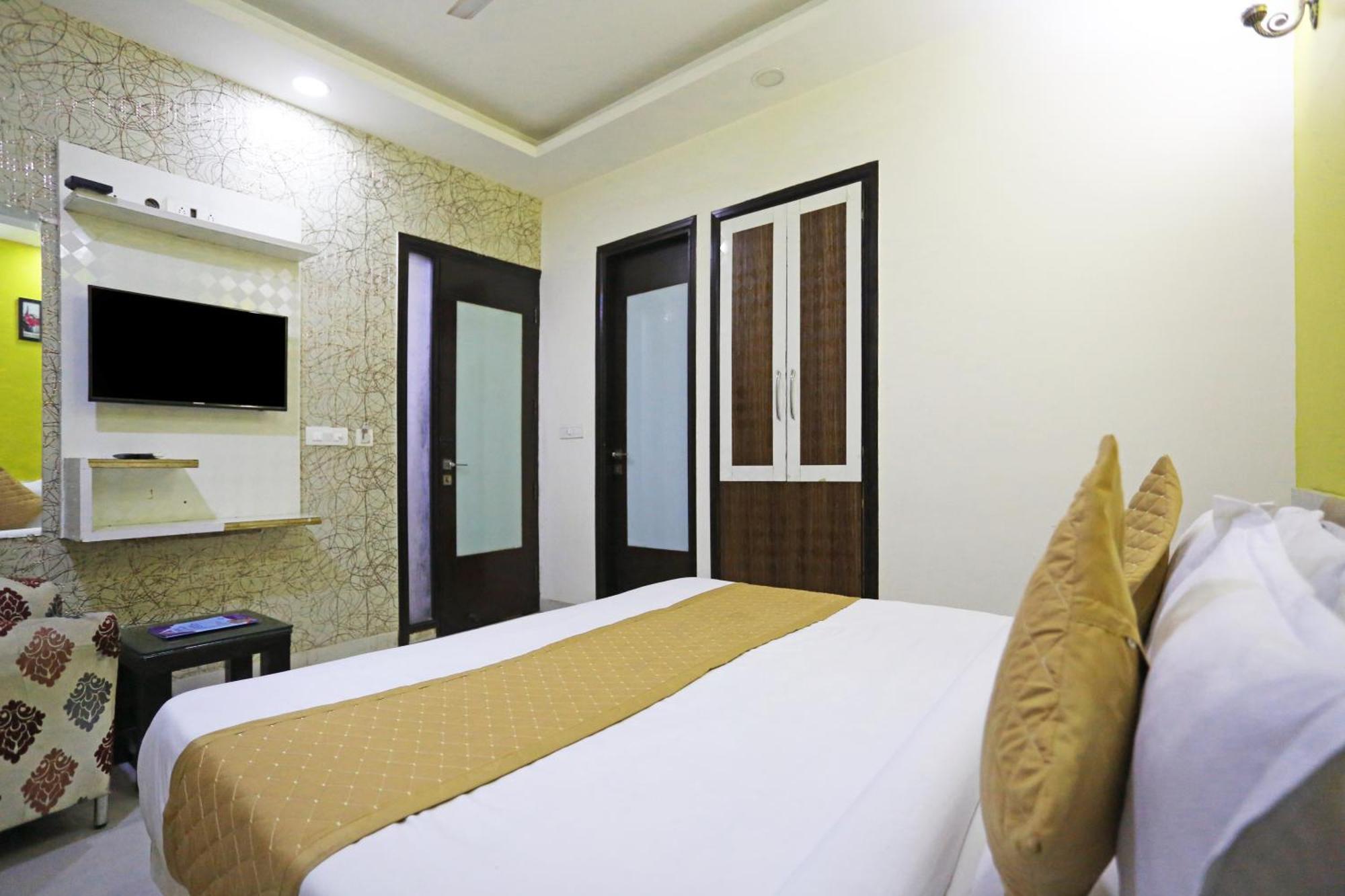 Hotel Star Inn-Near Delhi Airport New Delhi Exterior photo