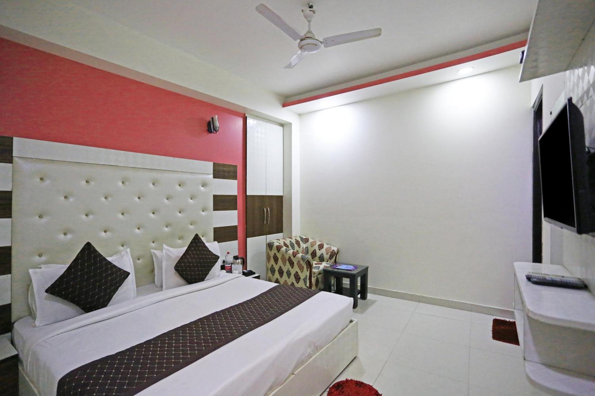 Hotel Star Inn-Near Delhi Airport New Delhi Exterior photo